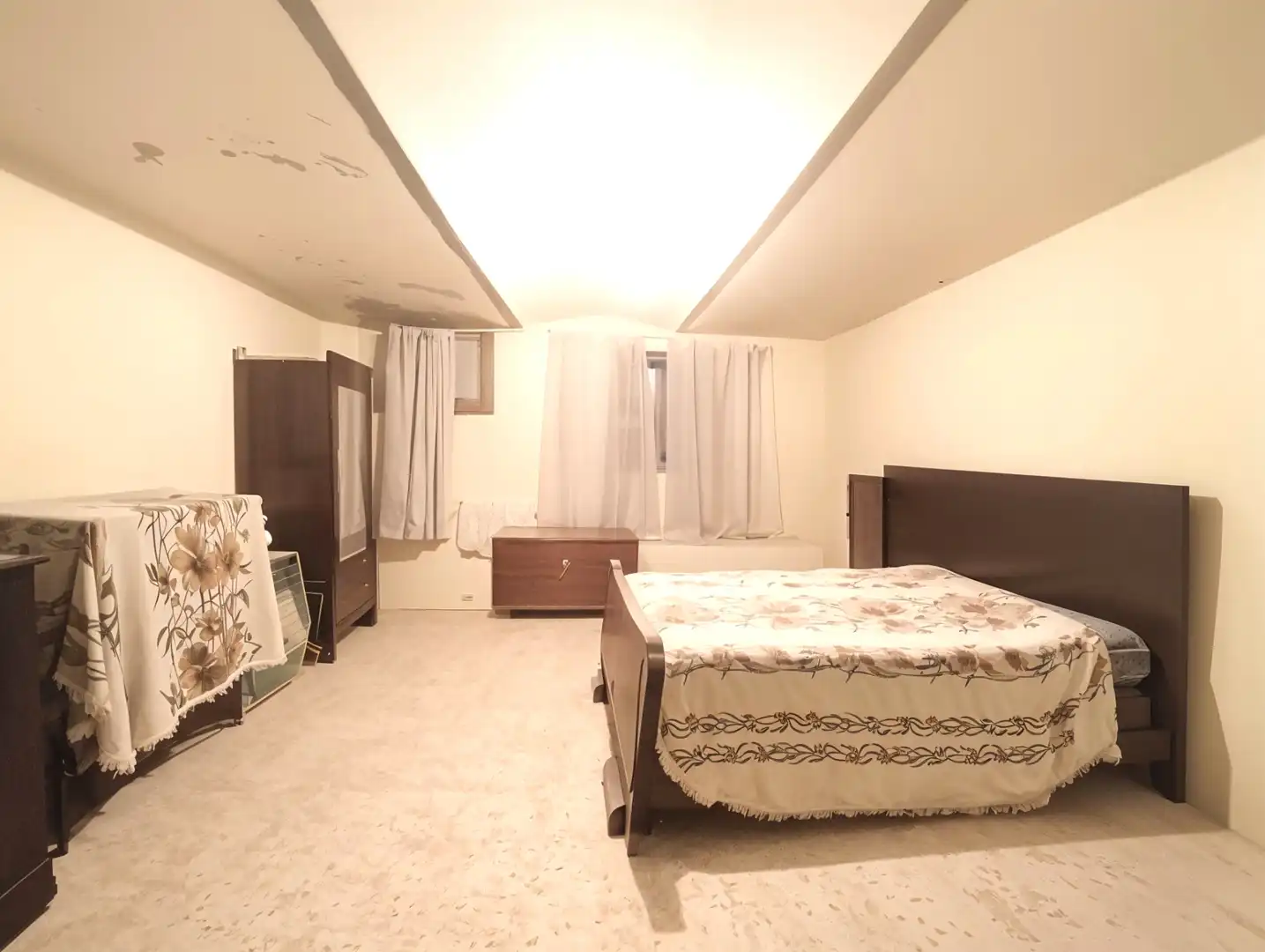 Einfamilien-Reihenhaus zum Verkauf in Trujillo mit Terrasse und Balkon