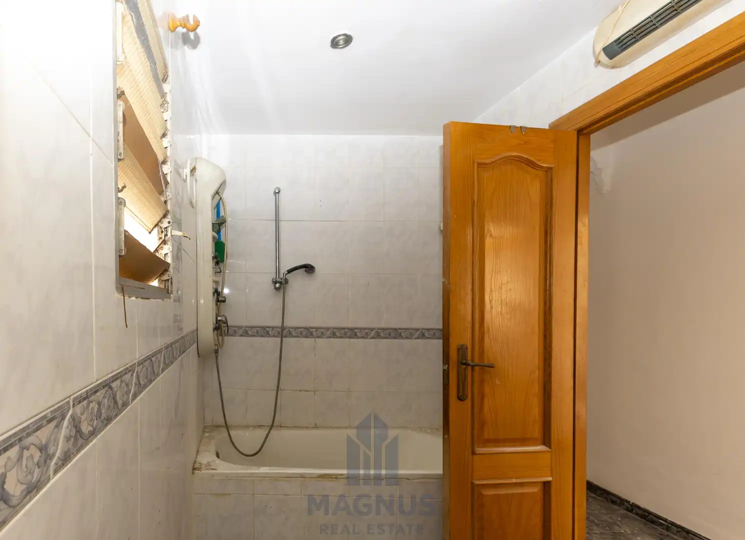 Baño de Apartamento en venta en Valencia