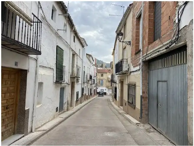Vista exterior de Casa adosada en venta en Villanueva del Arzobispo