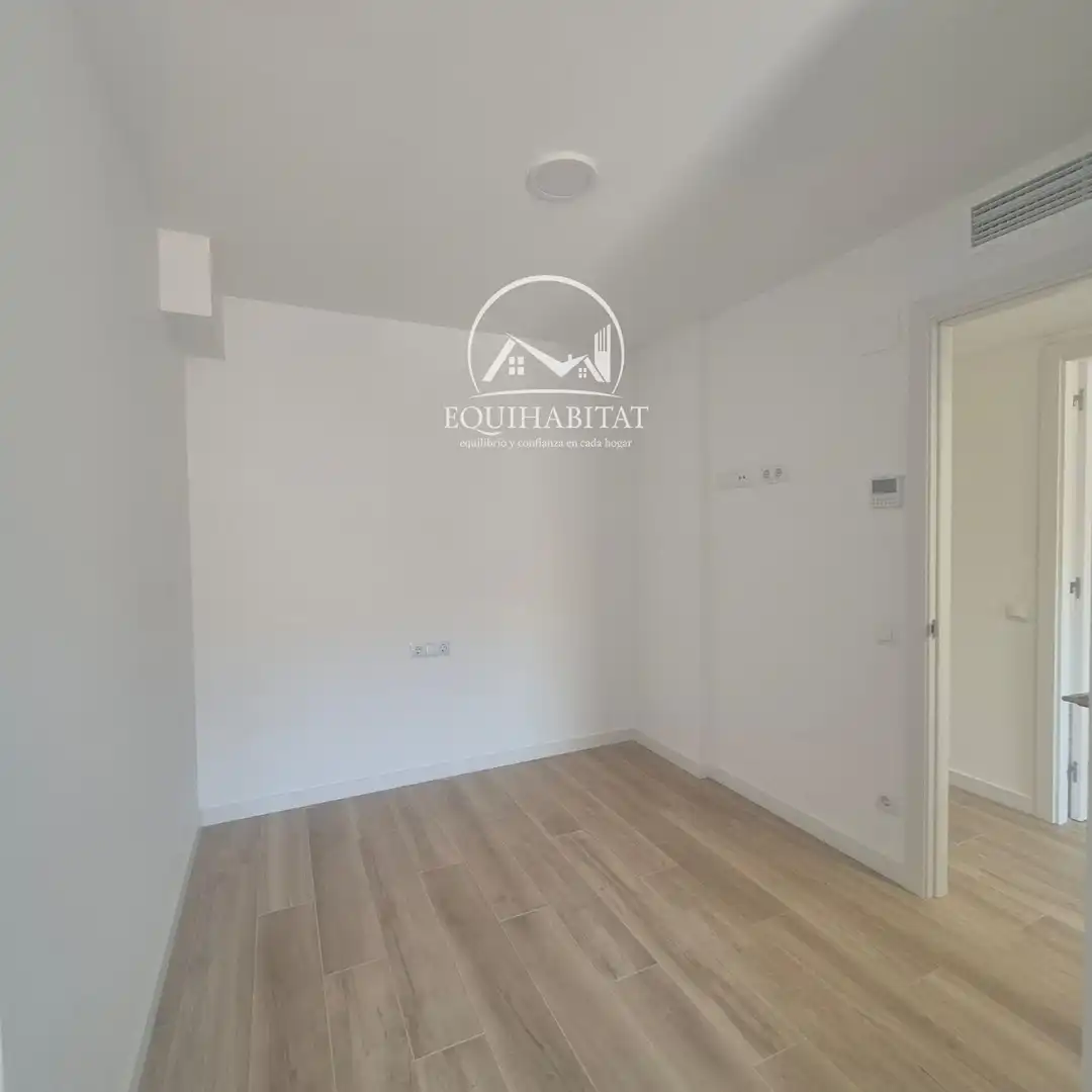 Habitación de Ático de alquiler en Lleida con Aire acondicionado y Terraza