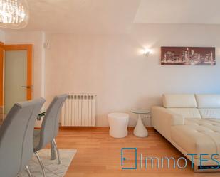 Living room of Flat to rent in Barberà del Vallès  with Air Conditioner, Heating and Parquet flooring