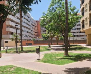 Vista exterior de Apartament en venda en Estepona amb Aire condicionat, Terrassa i Moblat