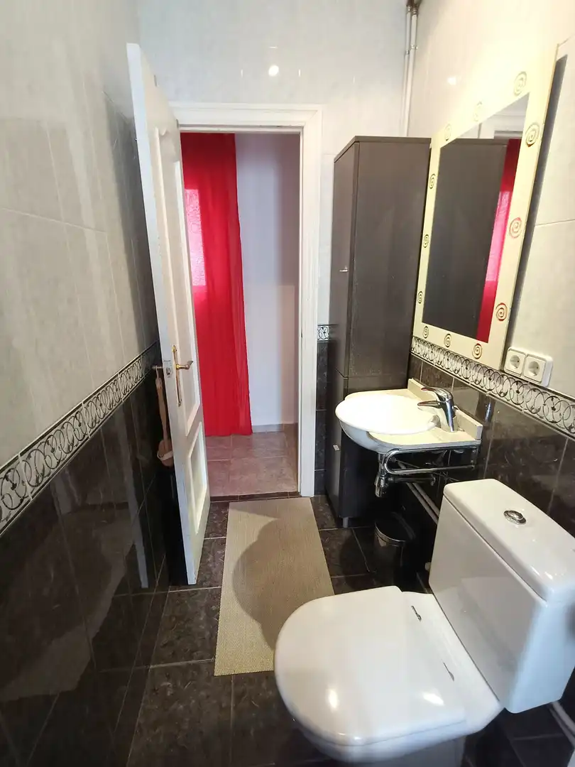 Badezimmer von Wohnung zum Verkauf in Mataró mit Terrasse