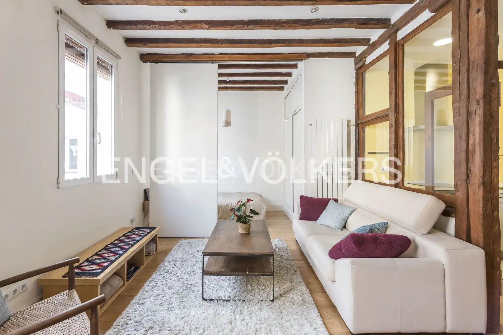 Living room of Attic for rent in Madrid  with Air Conditioner, Heating and Parquet flooring