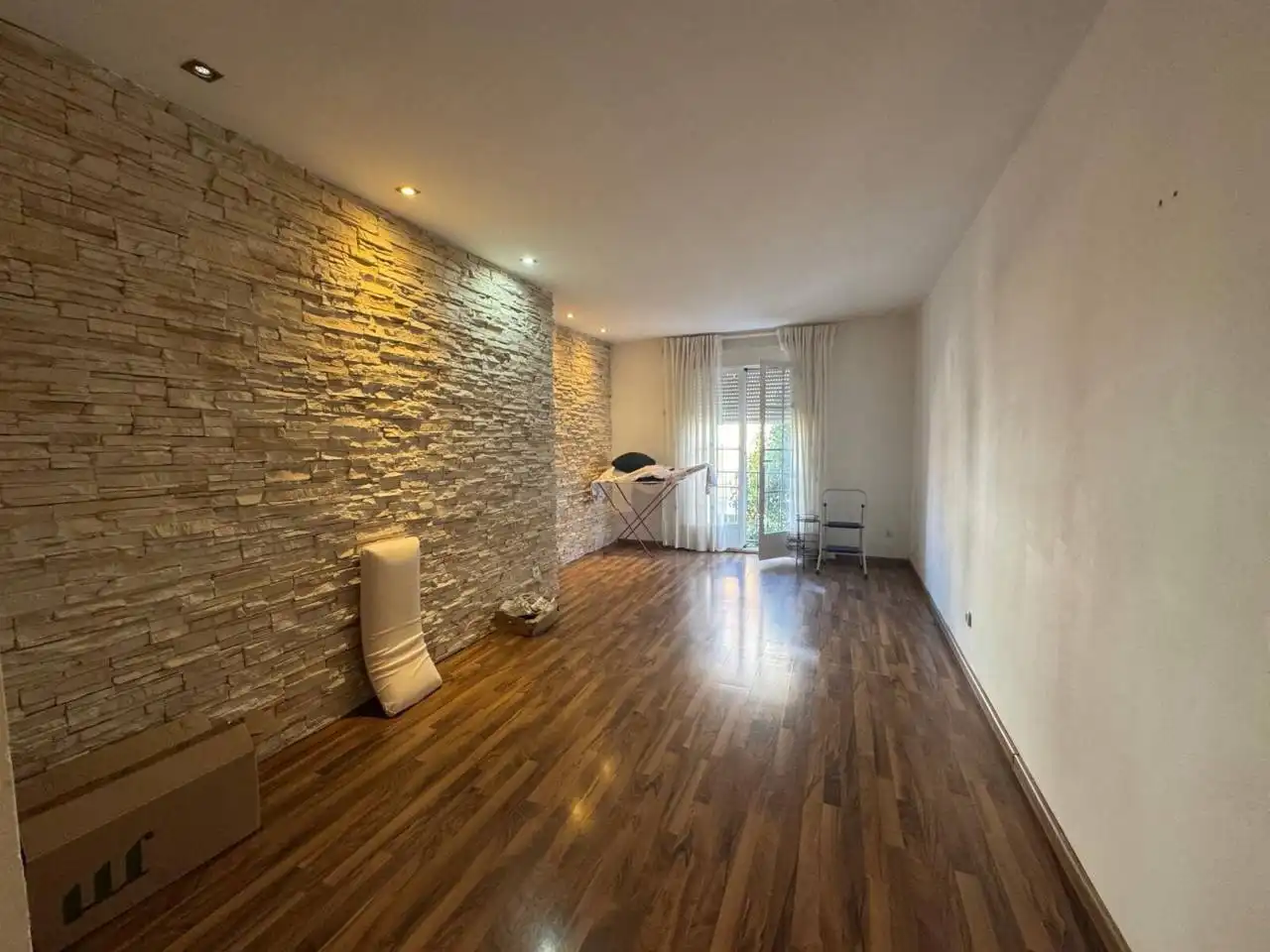 Piso en venta en Camarma de Esteruelas con Calefacción y Balcón