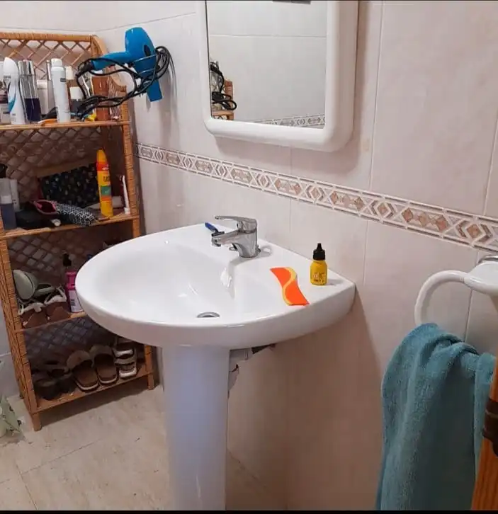 Badezimmer von Erdgeschoss zum Verkauf in Mazarrón mit Terrasse, Möbliert und Ofen