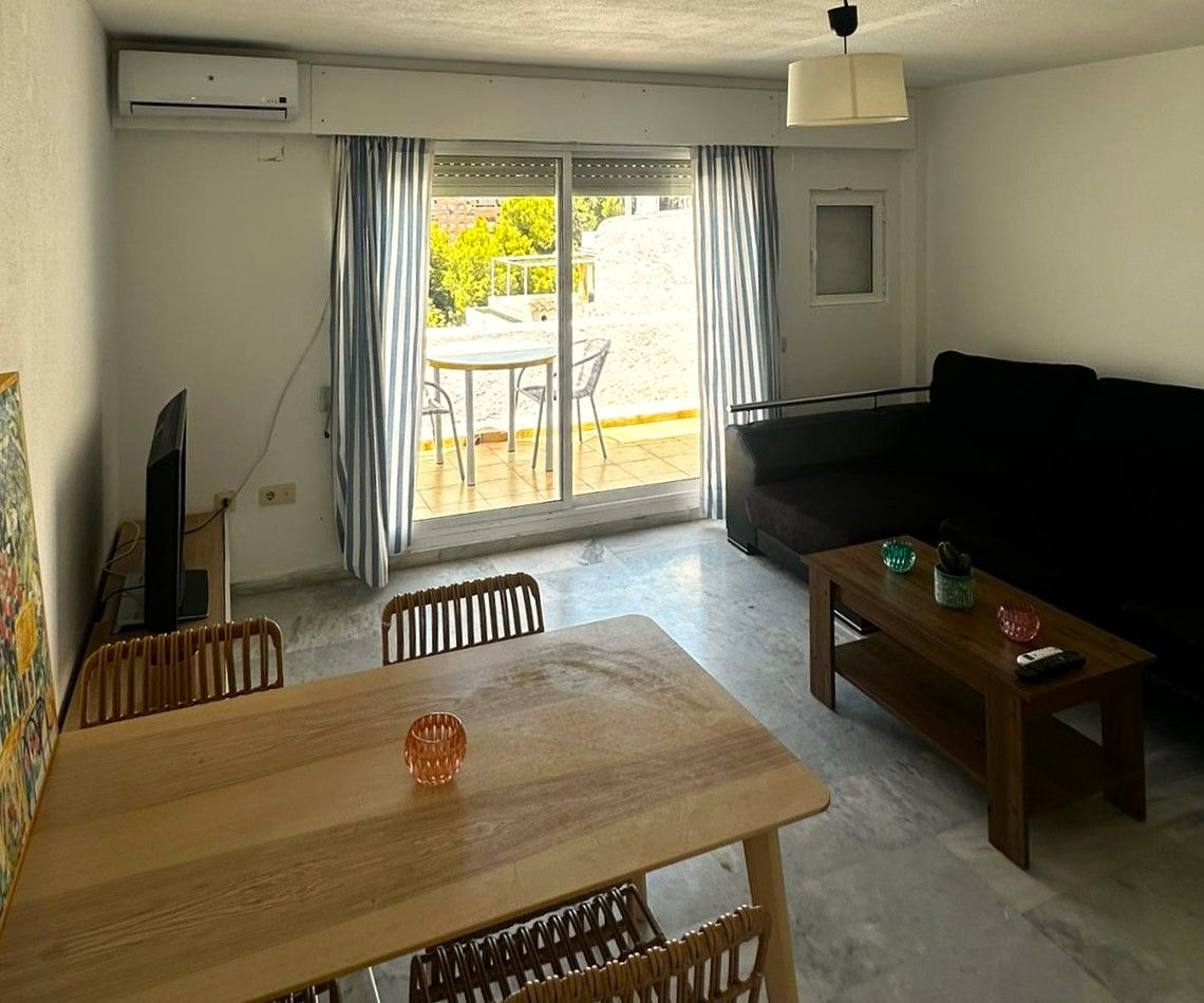 Dormitori de Pis en venda en Benidorm amb Piscina comunitària
