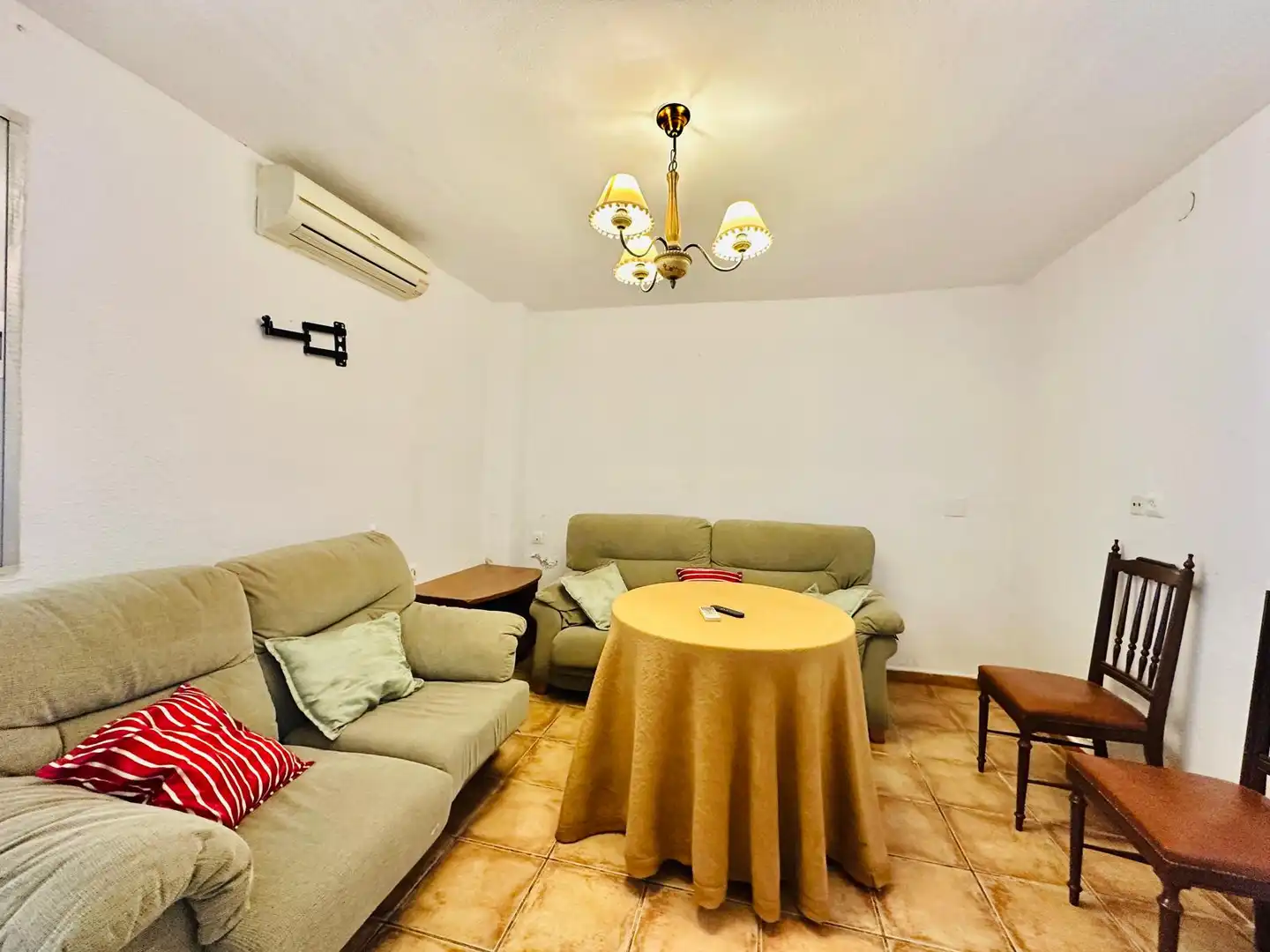 Sala de estar de Casa o chalet en venta en Arroyo de San Serván con Trastero