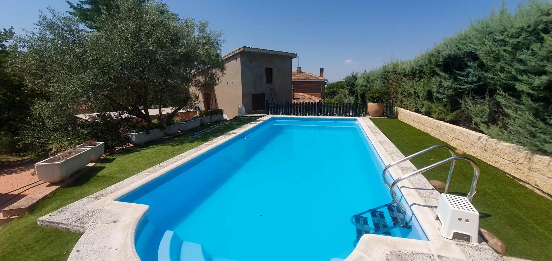 Piscina de Casa o chalet en venta en El Casar con Terraza, Trastero y Piscina
