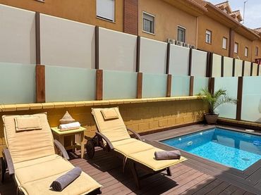 Maison mitoyenne avec balcon à vendre à Ogíjares