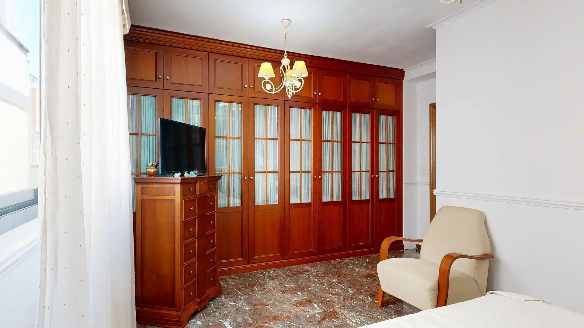 Habitación de Casa adosada en venta en Zaragoza con Aire acondicionado, Calefacción y Terraza