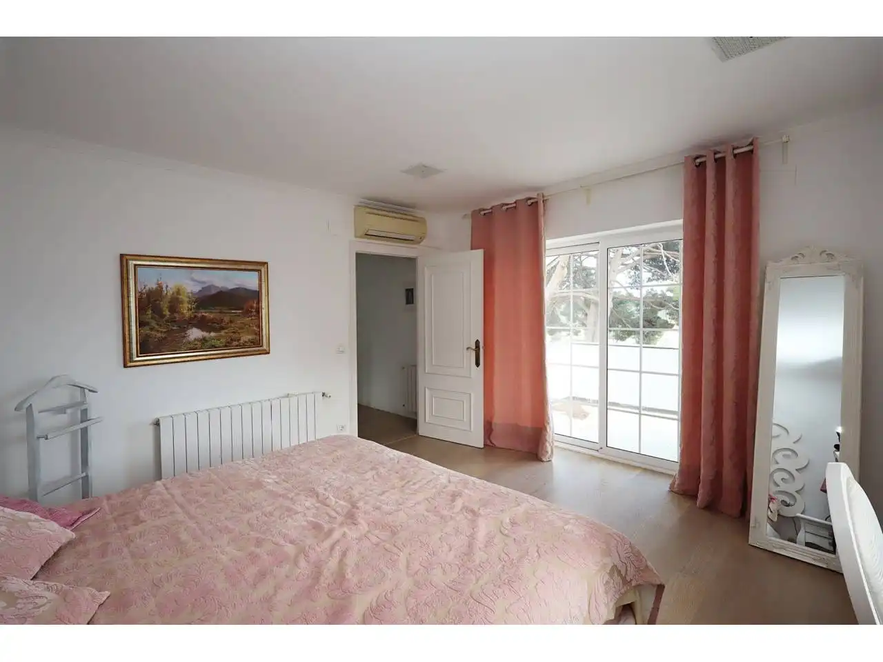 Dormitori de Casa o xalet en venda en Lloret de Mar amb Aire condicionat, Jardí privat i Terrassa