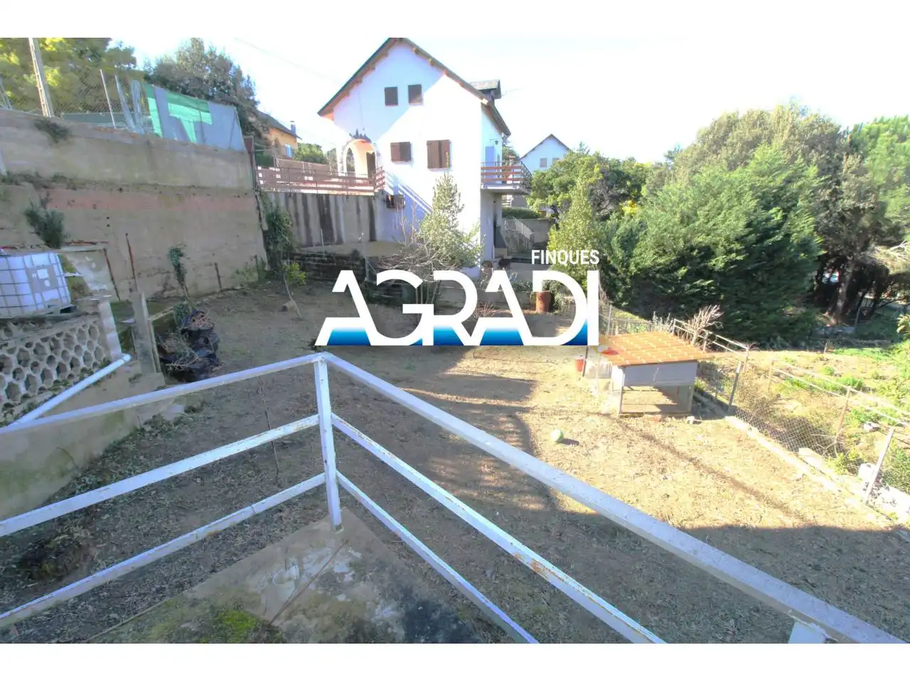 Houses for sale in Vallgorguina