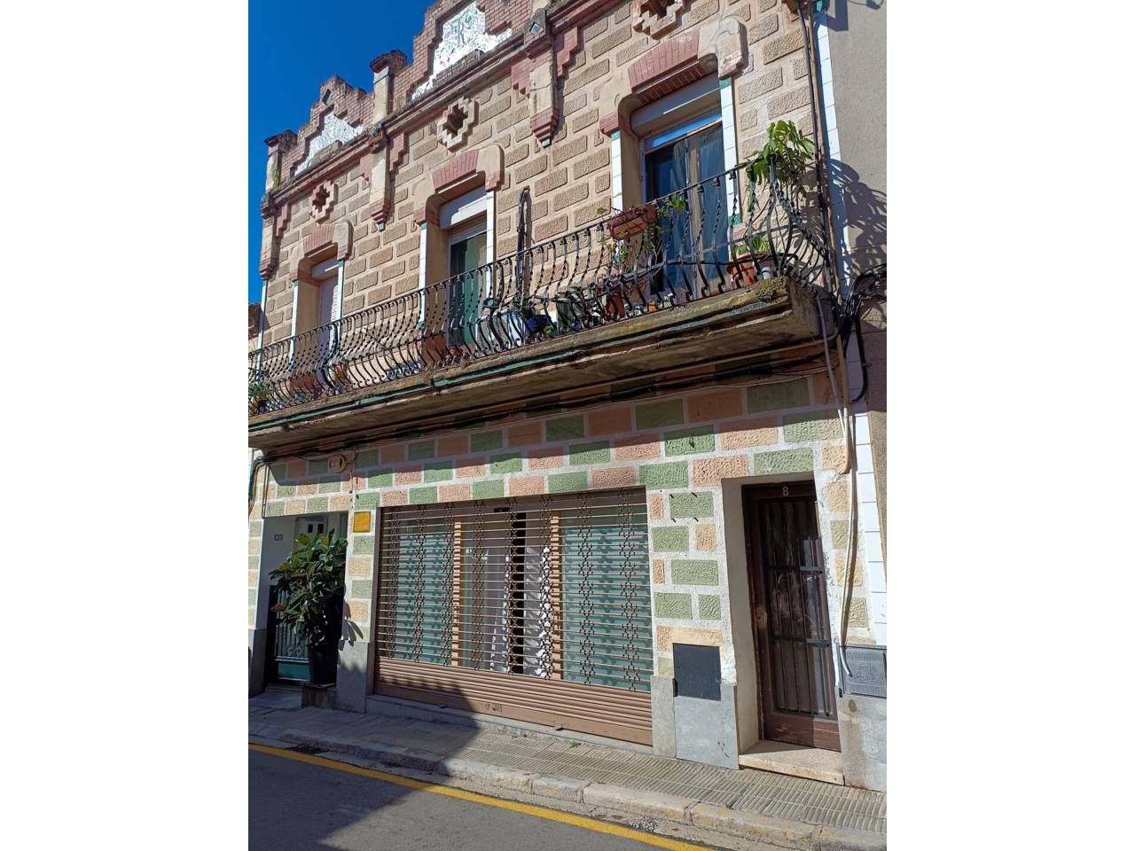 Vista exterior de Casa o xalet en venda en Breda amb Aire condicionat, Calefacció i Parquet
