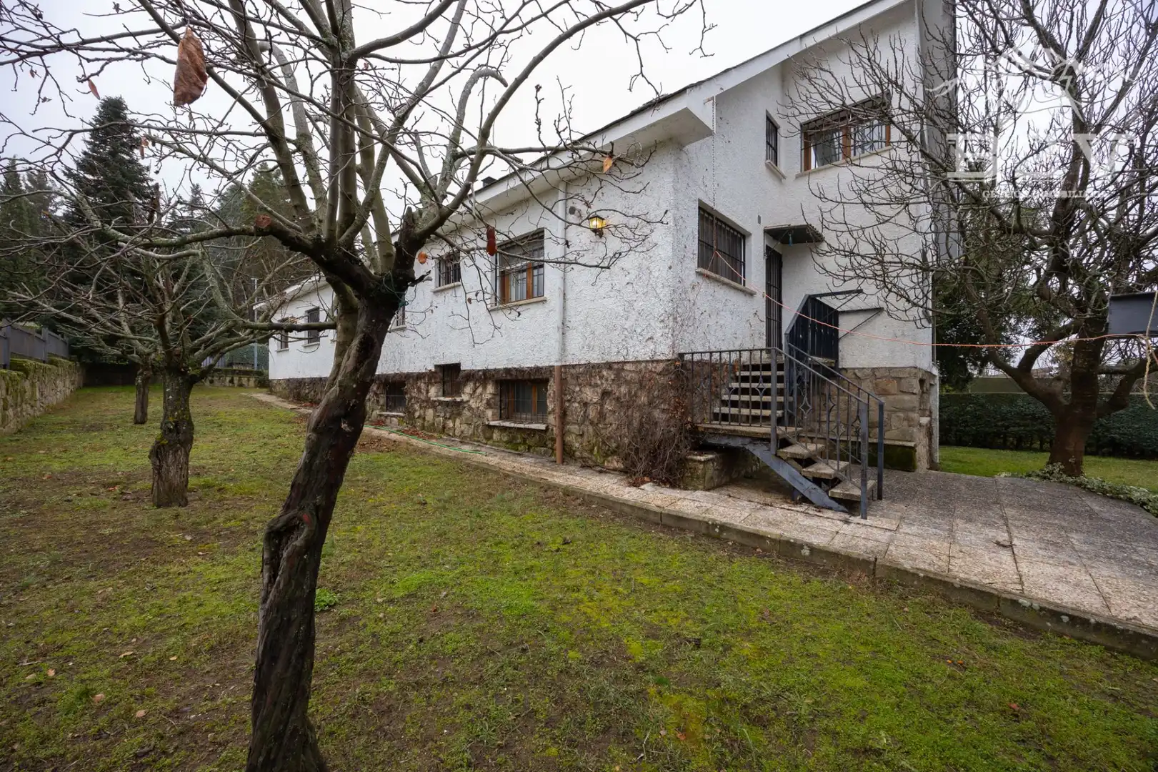 Vista exterior de Casa o xalet en venda en Soto del Real amb Calefacció, Jardí privat i Terrassa