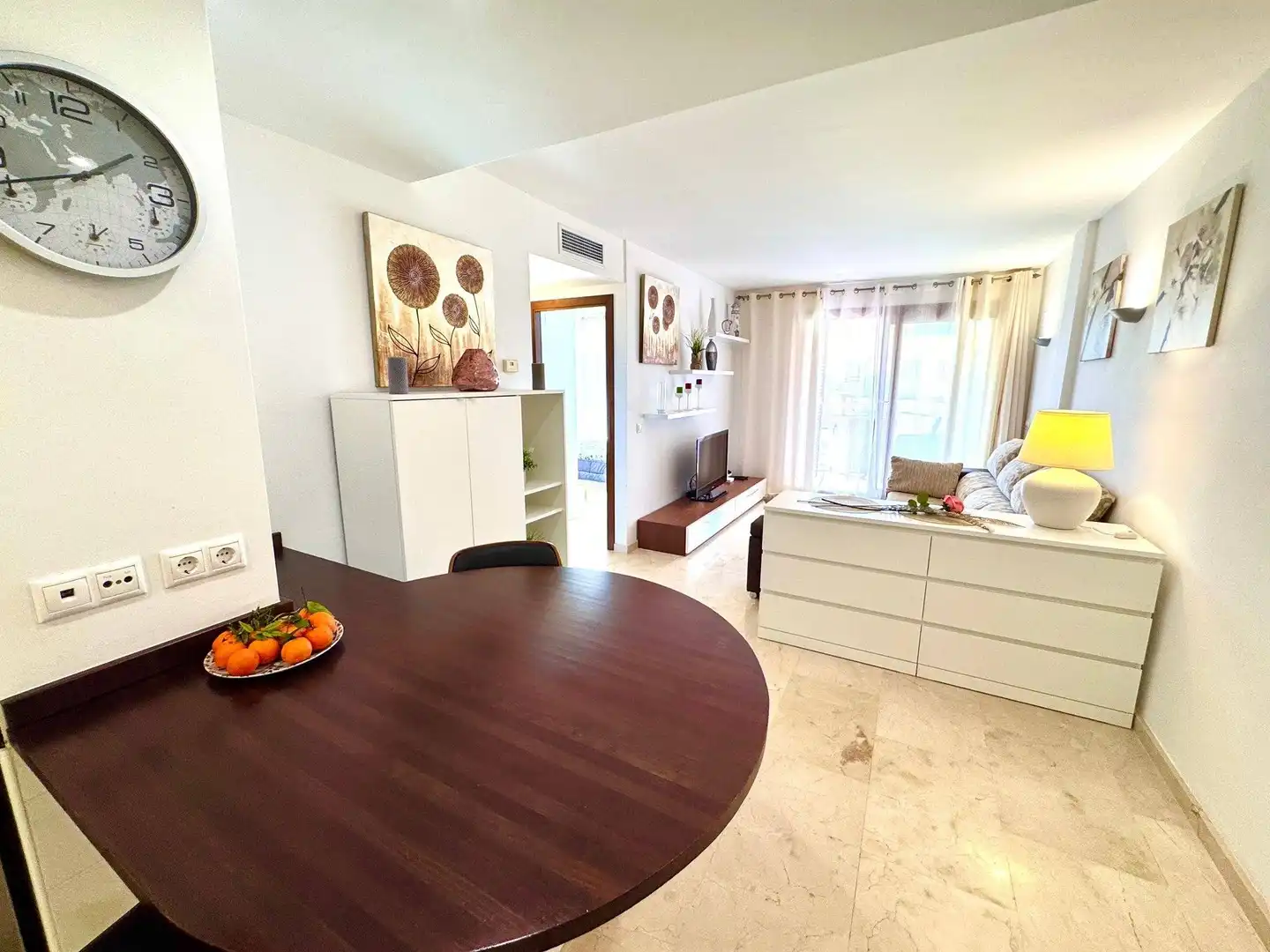 Sala d'estar de Apartament en venda en Torrevieja amb Aire condicionat, Calefacció i Jardí privat