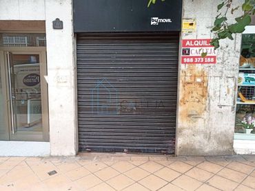 Gewerbefläche zur Miete in Avenida de Santiago
