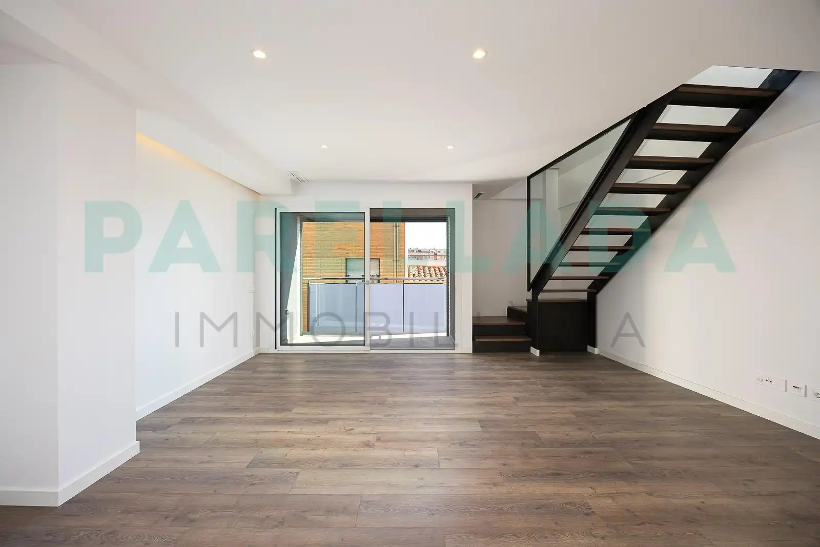 Attique avec terrasse à vendre à Carrer PROGRES