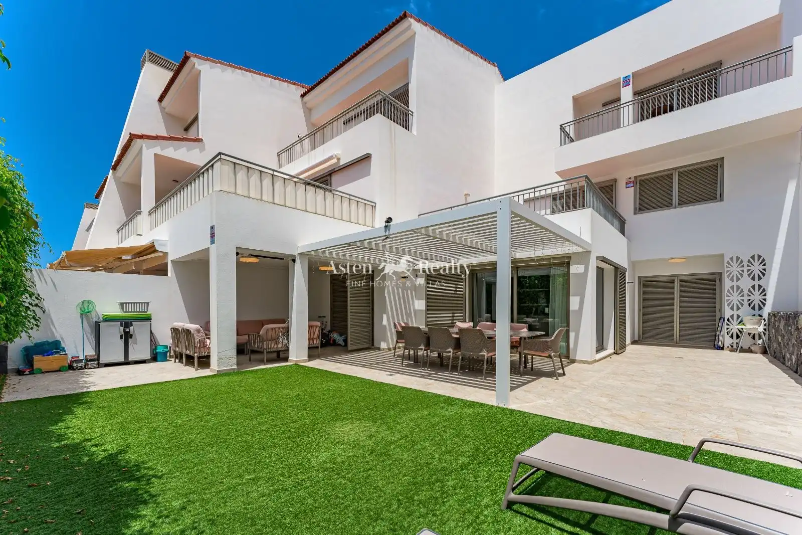 Terrasse von Wohnungen zum Verkauf in Adeje mit Klimaanlage, Privatgarten und Terrasse