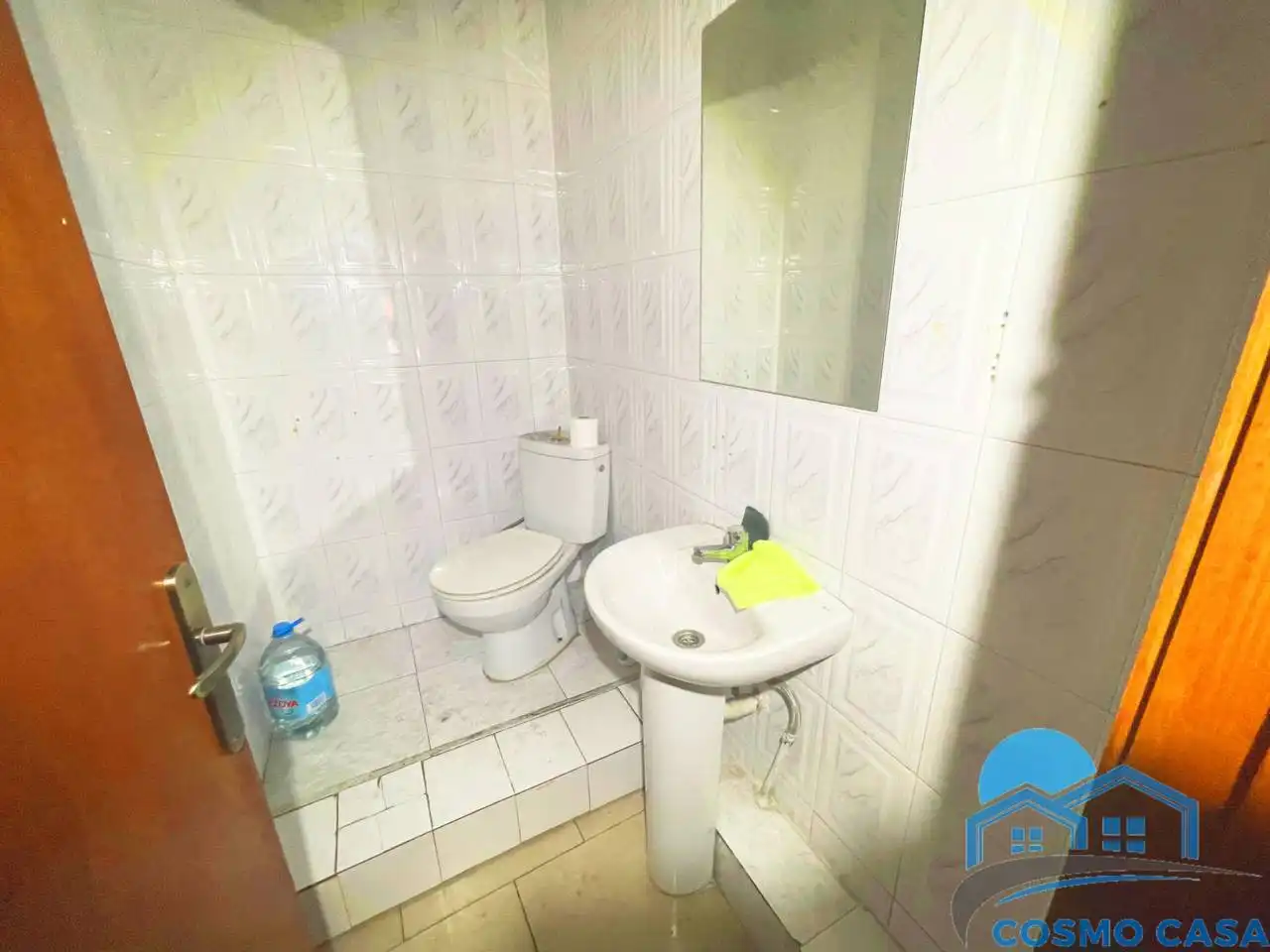 Bathroom of Commercial properties for rent in Salou  with Air Conditioner