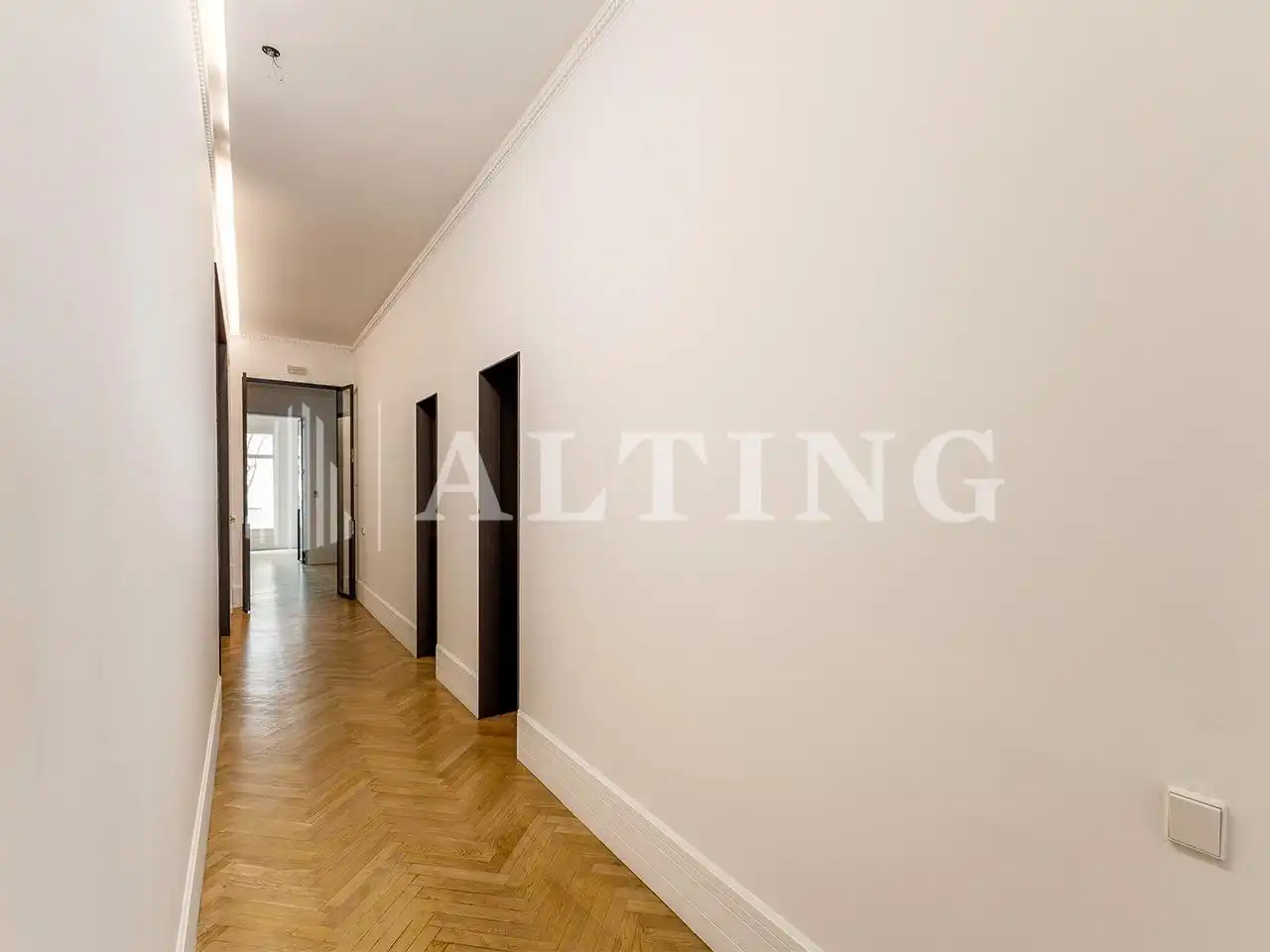 Office space with lift to rent in Carrer Muntaner, imagen 12