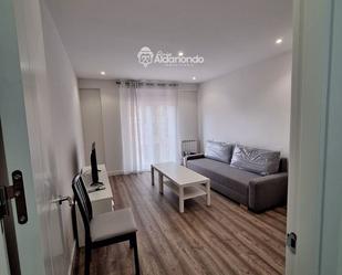 Living room of Flat to rent in Salamanca Capital  with Heating, Terrace and Furnished