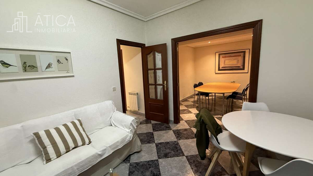 Pis per a compartir a Salesas, Chinchibarra - Capuchinos