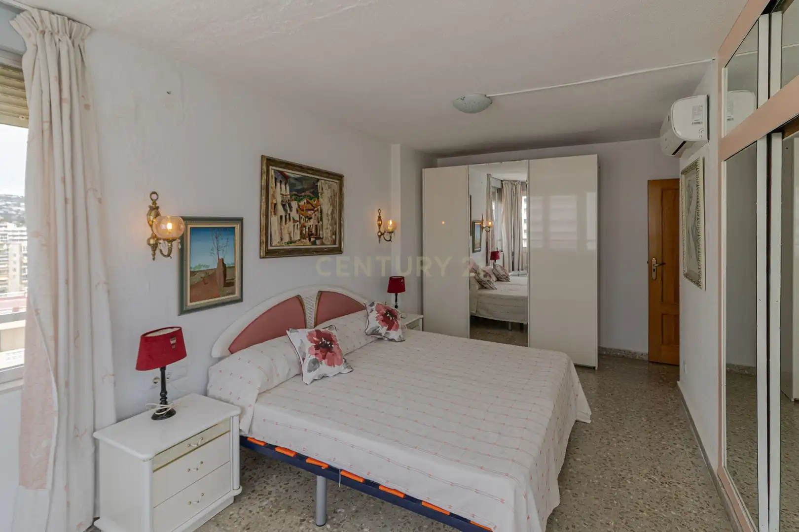 Schlafzimmer von Wohnungen zur Miete in Calpe / Calp mit Klimaanlage, Ofen und Waschmaschine