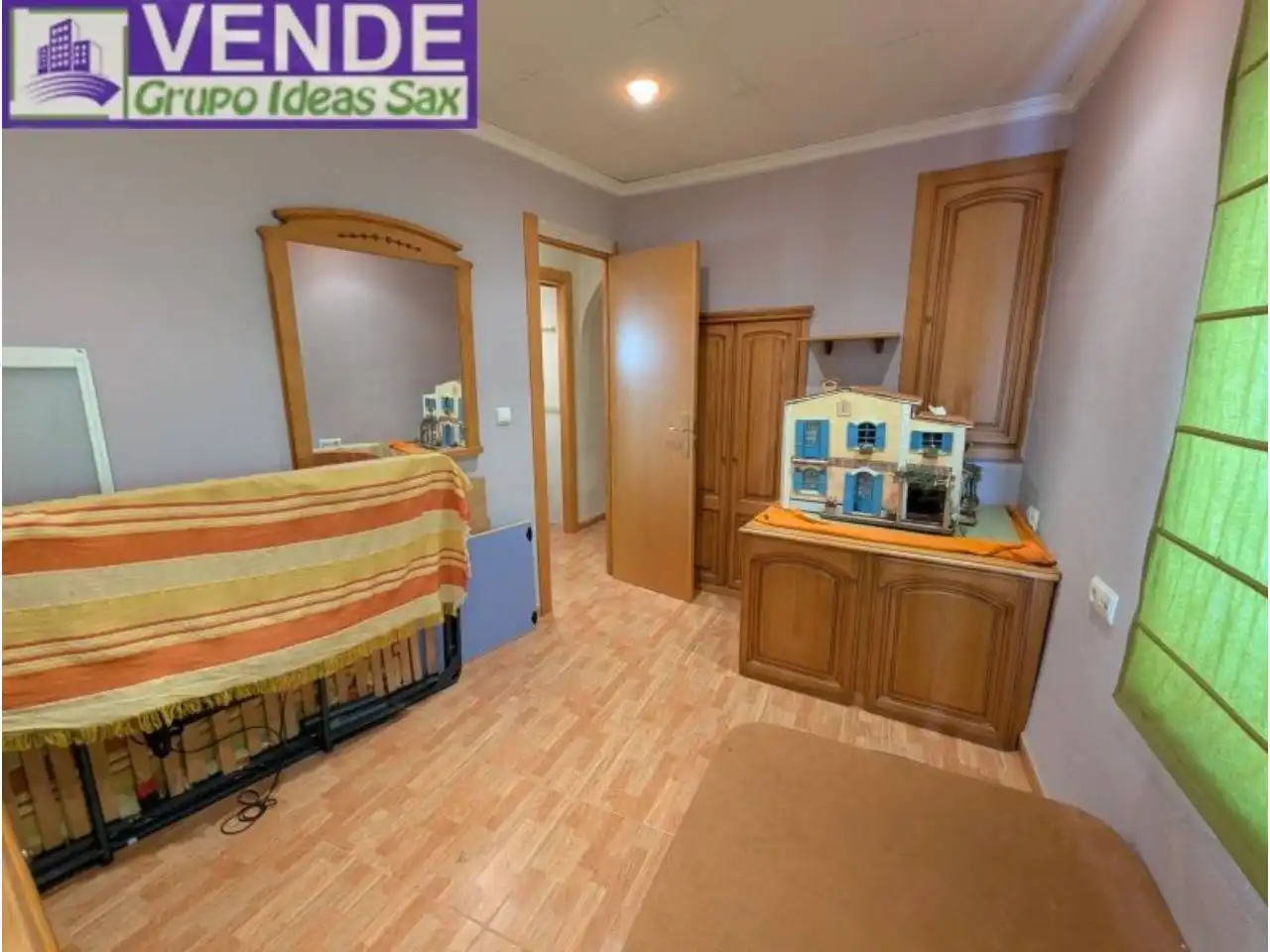 Casa adosada en venta en Sax con Terraza