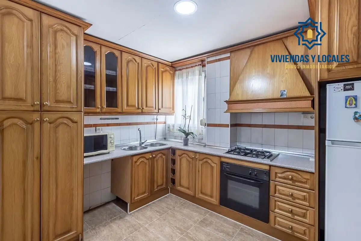 Piso con ascensor en venta en Calle MARQUES DE MONDEJAR, imagen 8