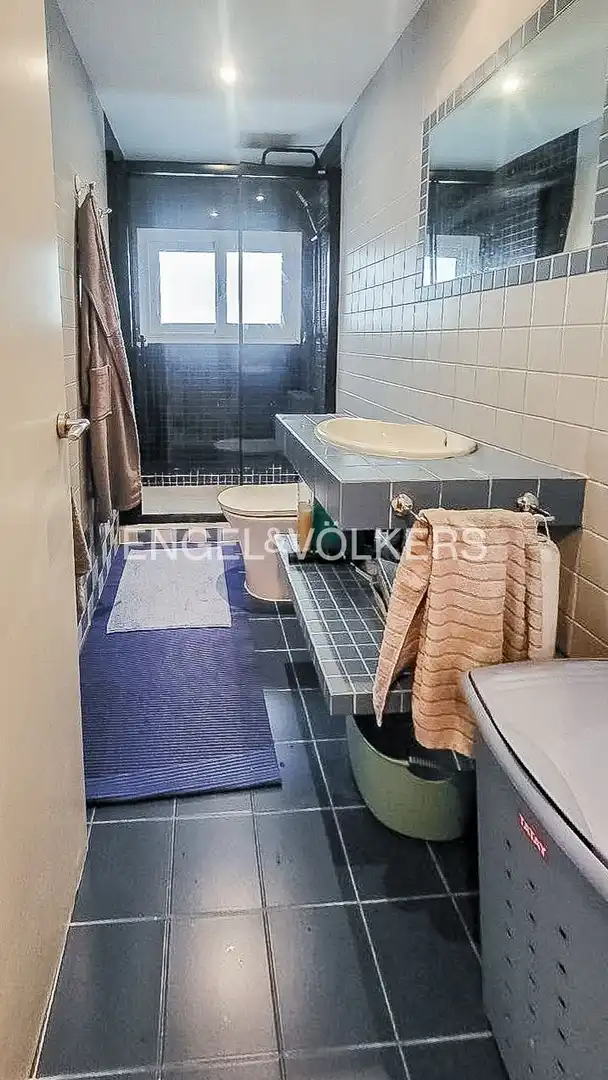 Bathroom of Flat for rent in Gavà  with Air Conditioner, Heating and Swimming Pool