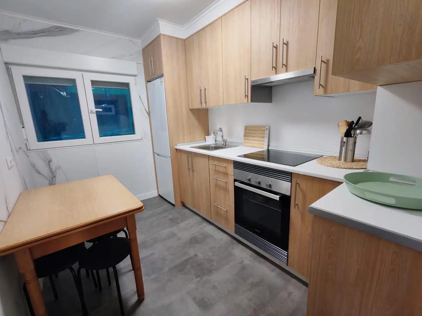 Kitchen of Flat for rent in Vigo   with Terrace, Furnished and Balcony