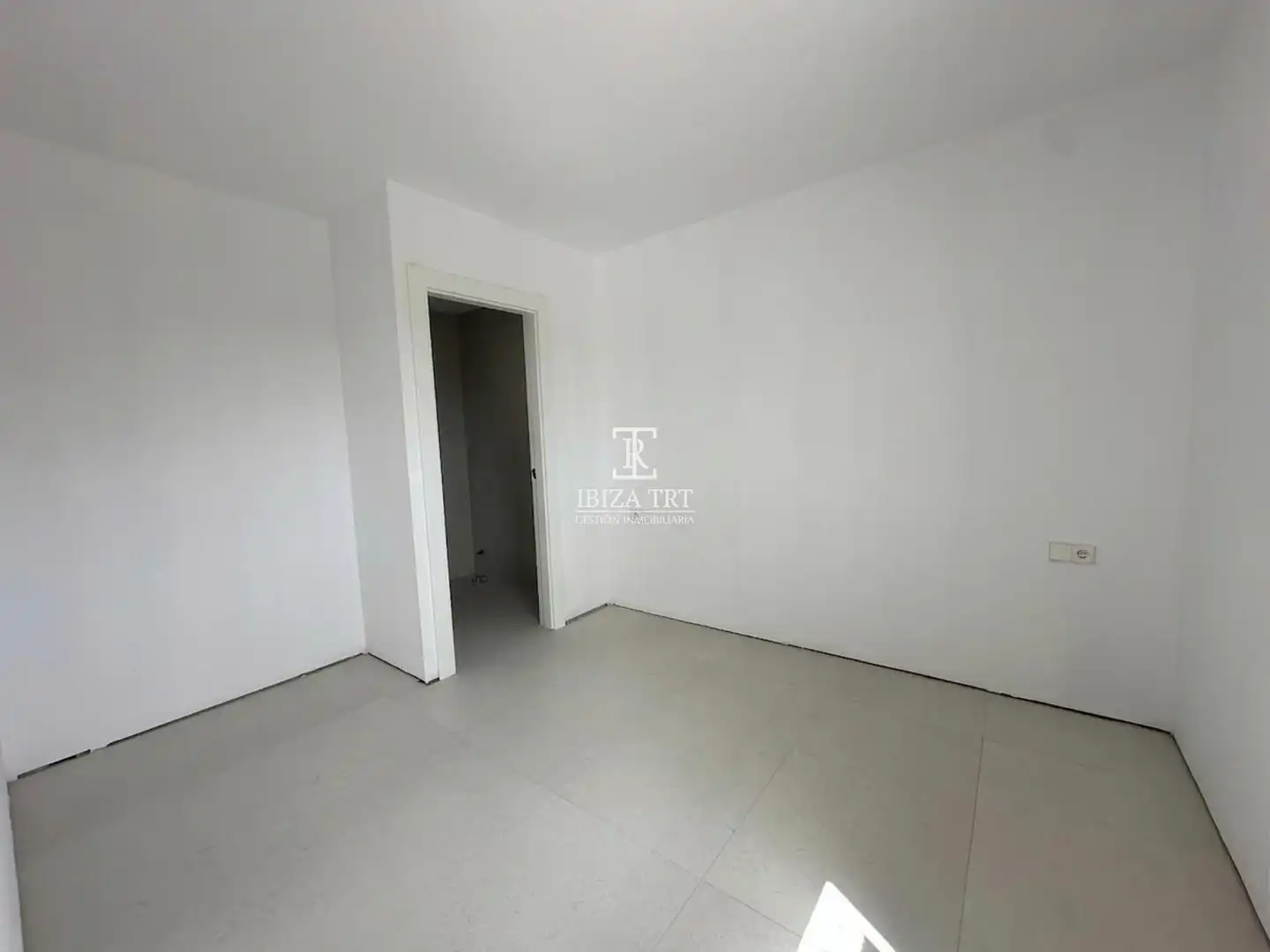 Habitación de Ático en venta en Sant Antoni de Portmany con Aire acondicionado, Calefacción y Terraza