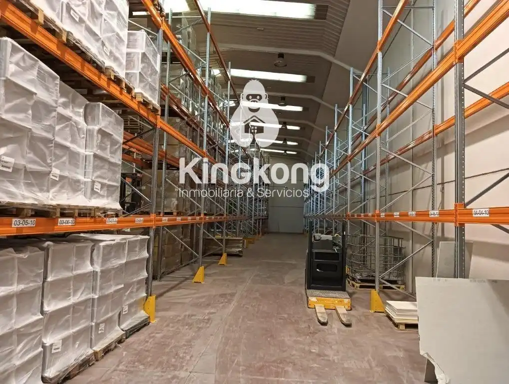 Nave industrial de alquiler en Loeches con Alarma