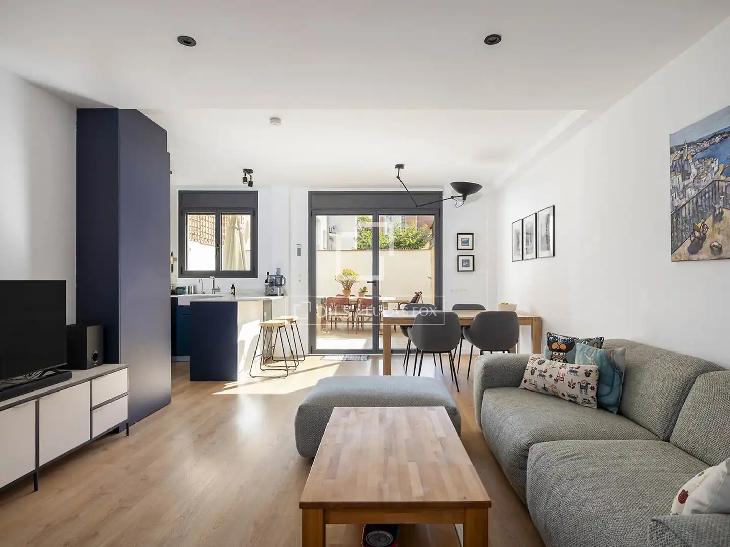 Wohnzimmer von Wohnung zum Verkauf in Barcelona mit Klimaanlage, Heizung und Terrasse
