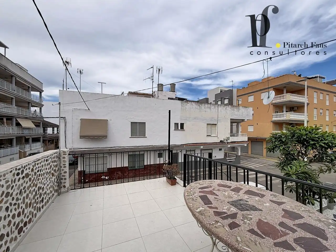 Vista exterior de Casa o xalet en venda en Moncofa amb Jardí privat, Terrassa i Traster