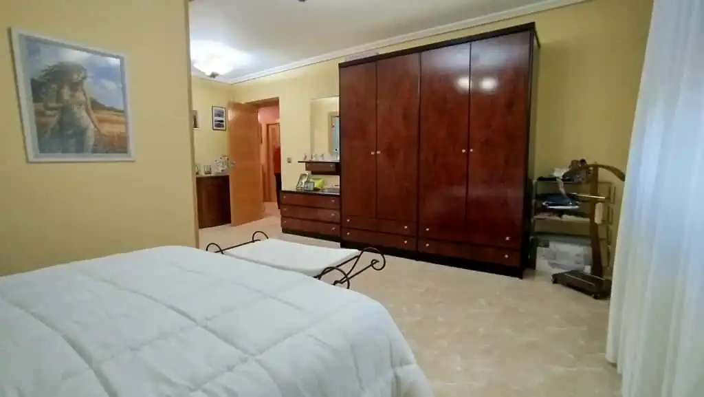 Dormitori de Casa o xalet en venda en Villamayor amb Calefacció, Jardí privat i Terrassa