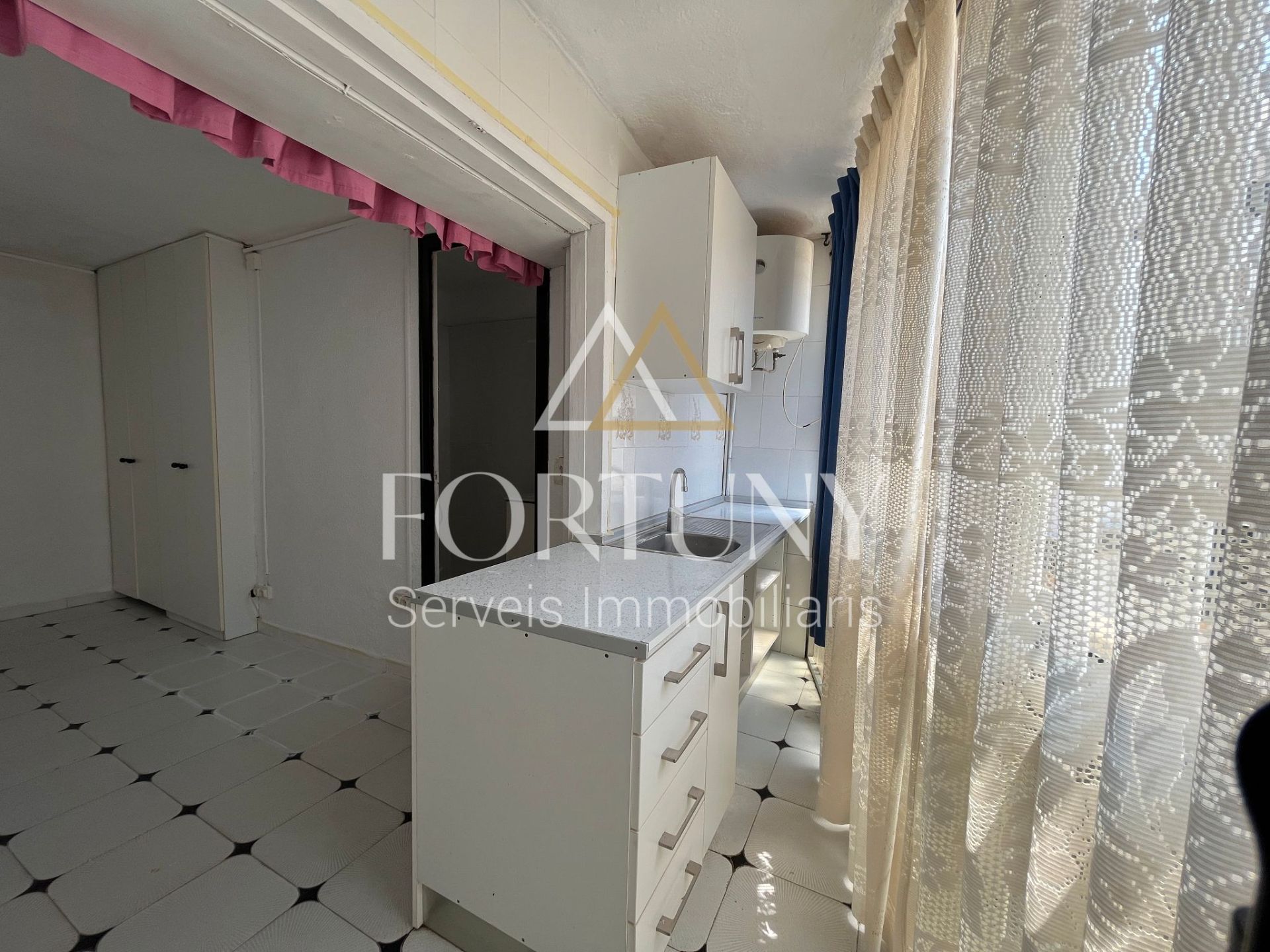 Cuina de Apartament en venda en Salou