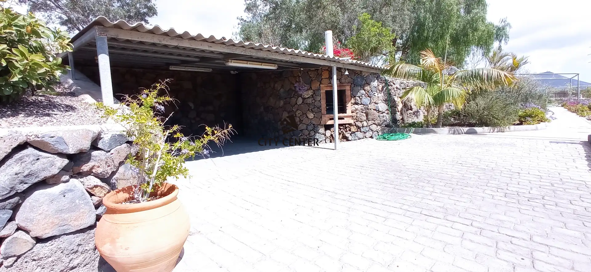 Exterior view of Detached homes for sale in San Miguel de Abona  with Private garden, Swimming Pool and Furnished