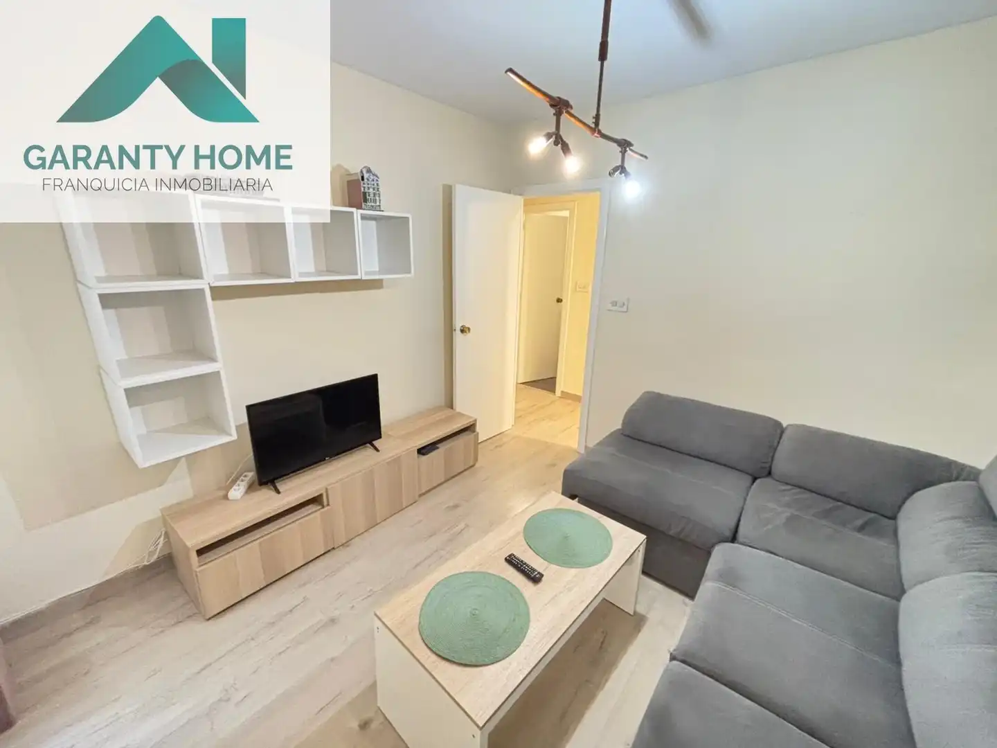 Vista exterior de Apartamento de alquiler en Jaén con Aire acondicionado, Calefacción y Amueblado
