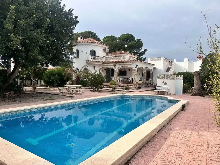 Piscina de Casa o xalet en venda en Mont-roig del Camp amb Traster i Piscina