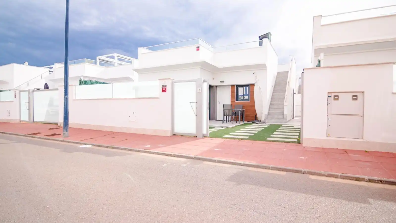 Vista exterior de Casa o xalet en venda en San Javier amb Aire condicionat, Calefacció i Jardí privat