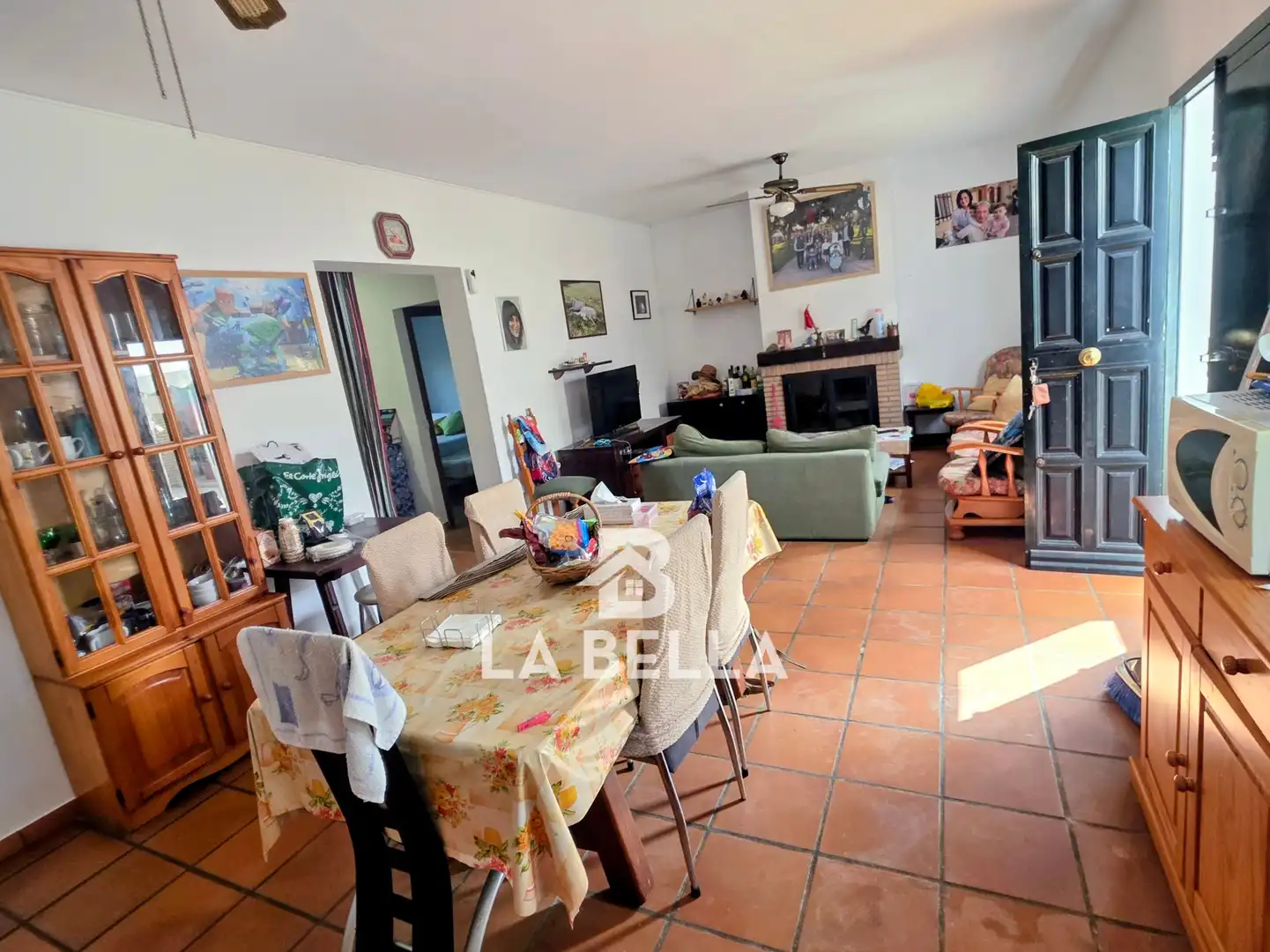 Menjador de Finca rústica en venda en Coria del Río amb Aire condicionat, Jardí privat i Traster