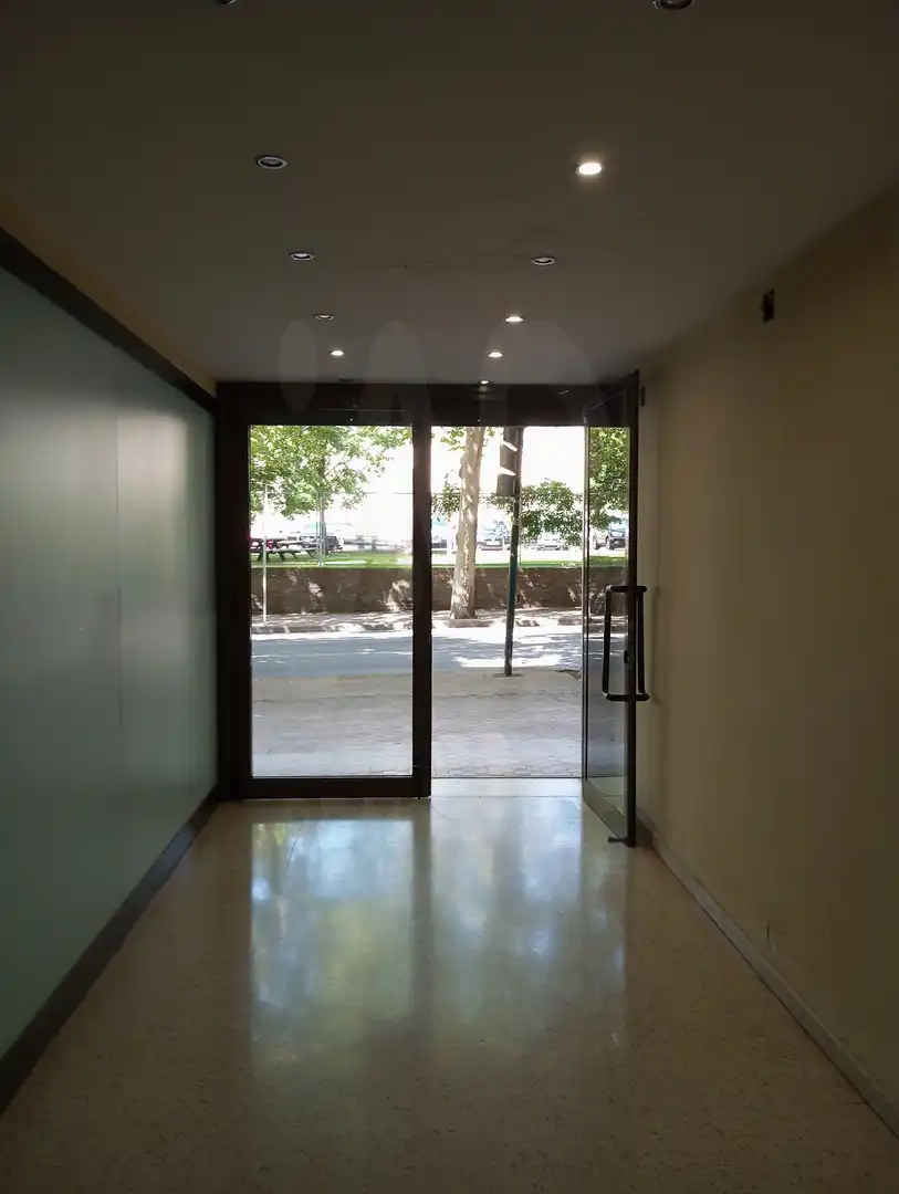 Local comercial en venda a Avenida Regimiento de Galicia 15 15, imagen 9