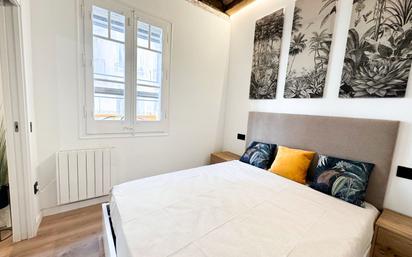 Bedroom of Flat for sale in  Barcelona Capital  with Balcony