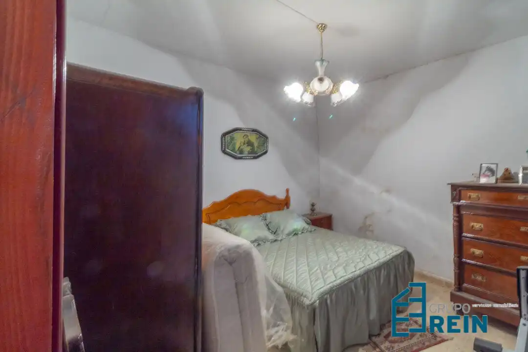 Bedroom of Houses for sale in Carranque