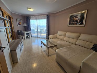Apartament amb piscina en venda a Avenida Rosa dels Vents