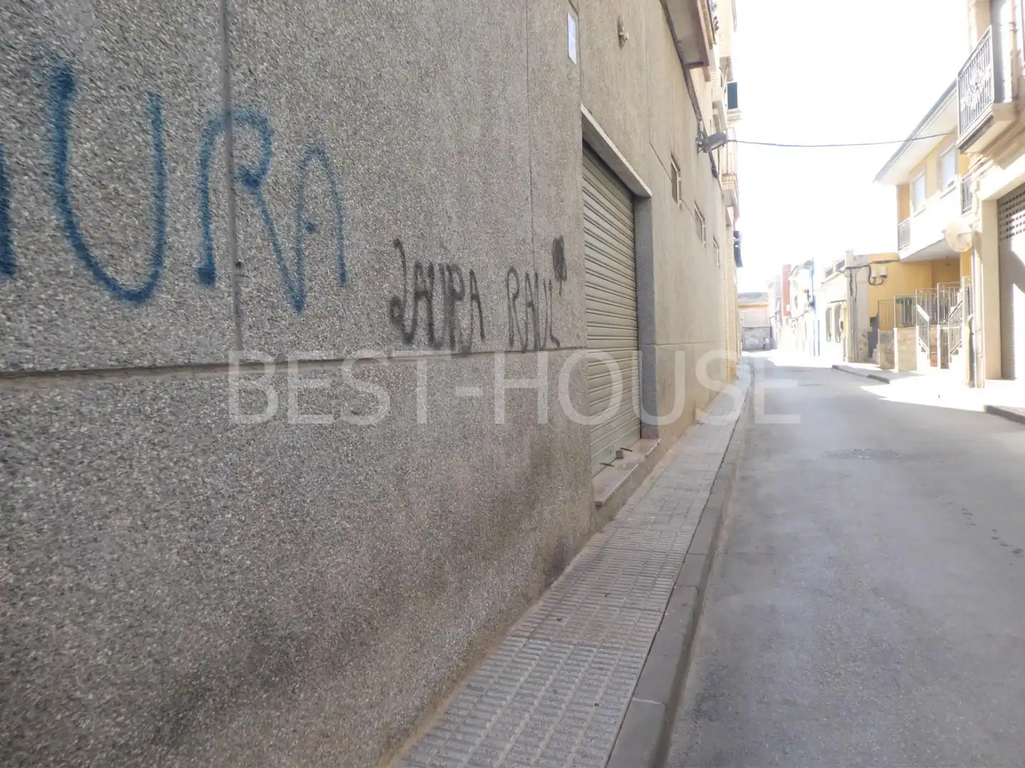 Vista exterior de Local en venda en Murcia