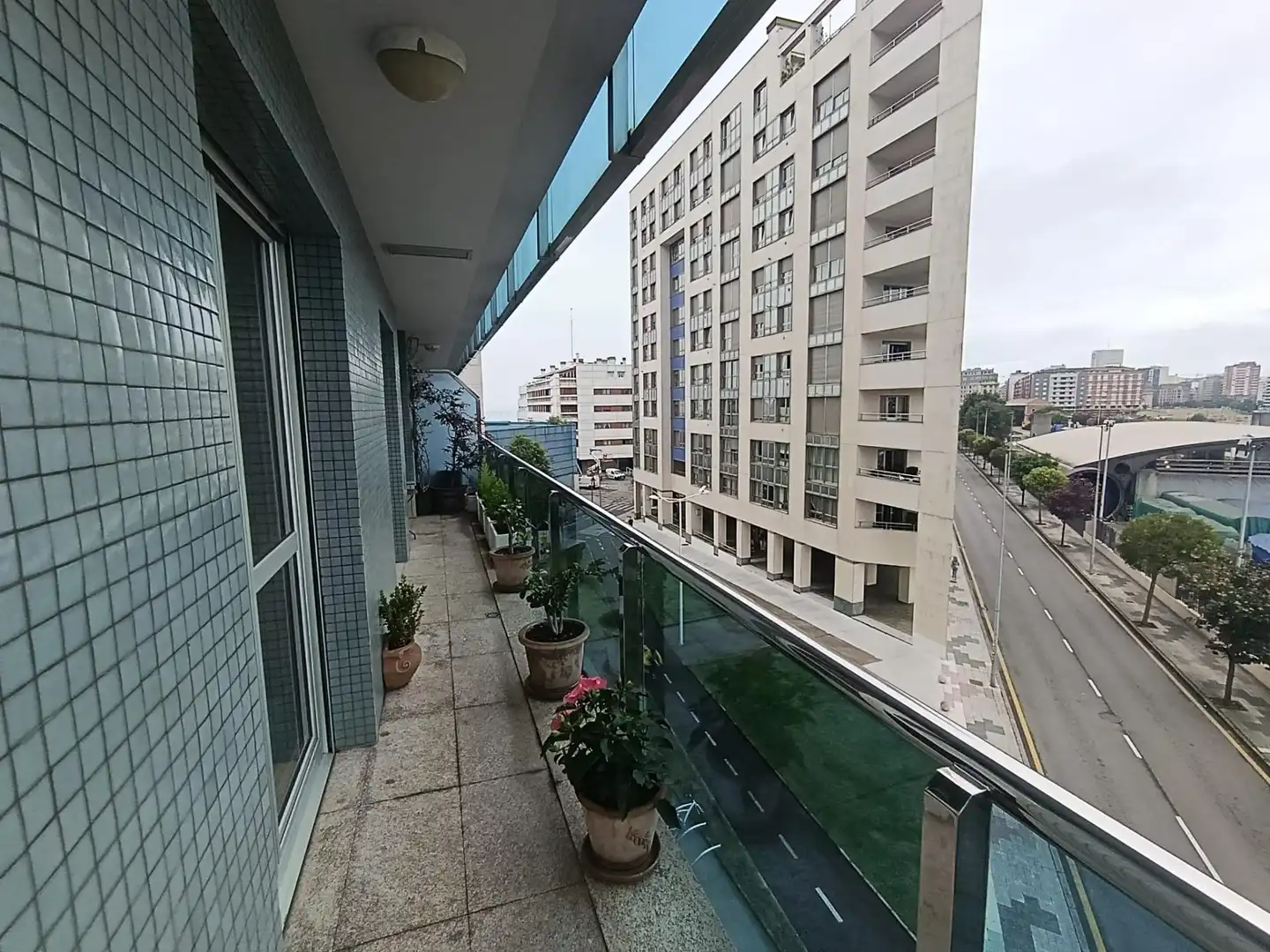 Terrassa de Pis en venda en Gijón  amb Calefacció, Terrassa i Traster