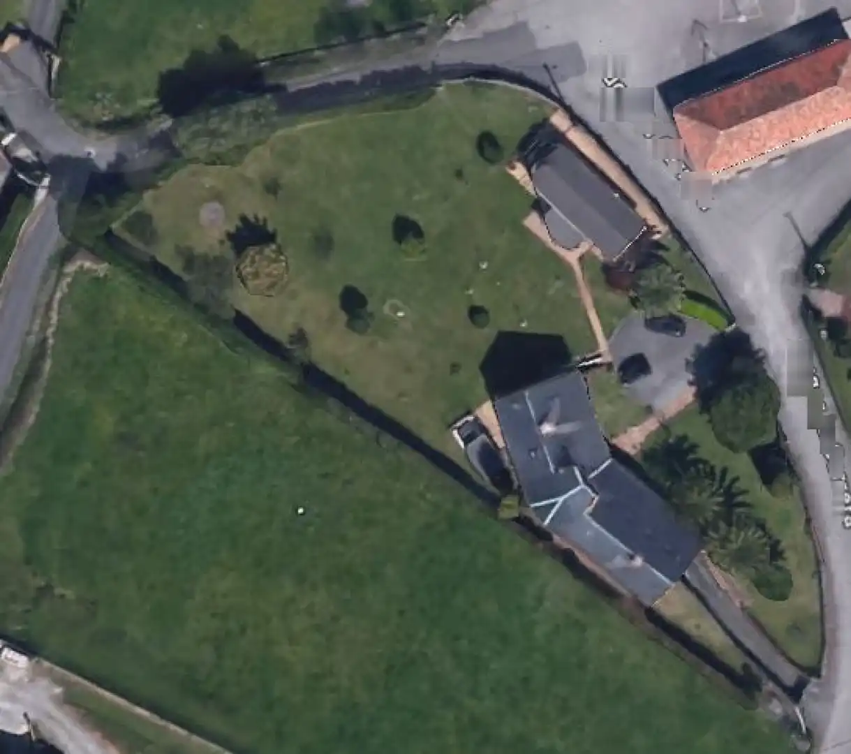 Casa o xalet en venda en Oviedo  amb Calefacció, Jardí privat i Terrassa